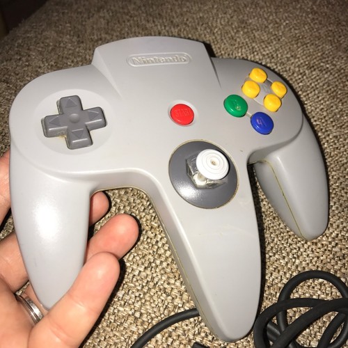 ?? 2 BROKEN FOR PARTS OR REPAIR FIX Nintendo N64 Controllers Authentic Original