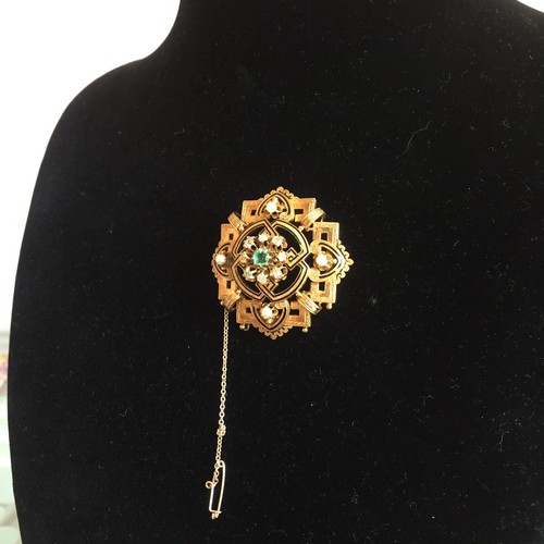 19th Century 18K Yellow Gold And Diamond Pearls Brooch With Black Enamel