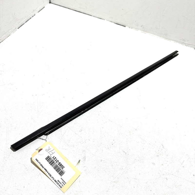 Used 2018-2020 ACURA TLX FRONT PASSENGER DOOR WINDOW WHEATHERSTRIP BELT MOLDING OEM