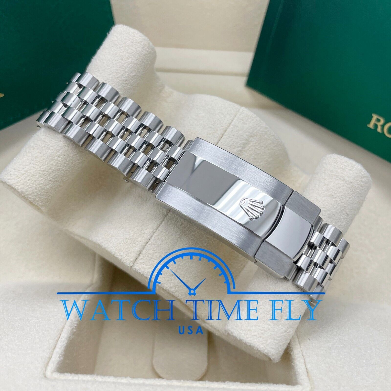 Pre-owned Rolex Datejust 41mm 126334 Fluted Bezel Wimbledon Dial Jubilee Bracelet