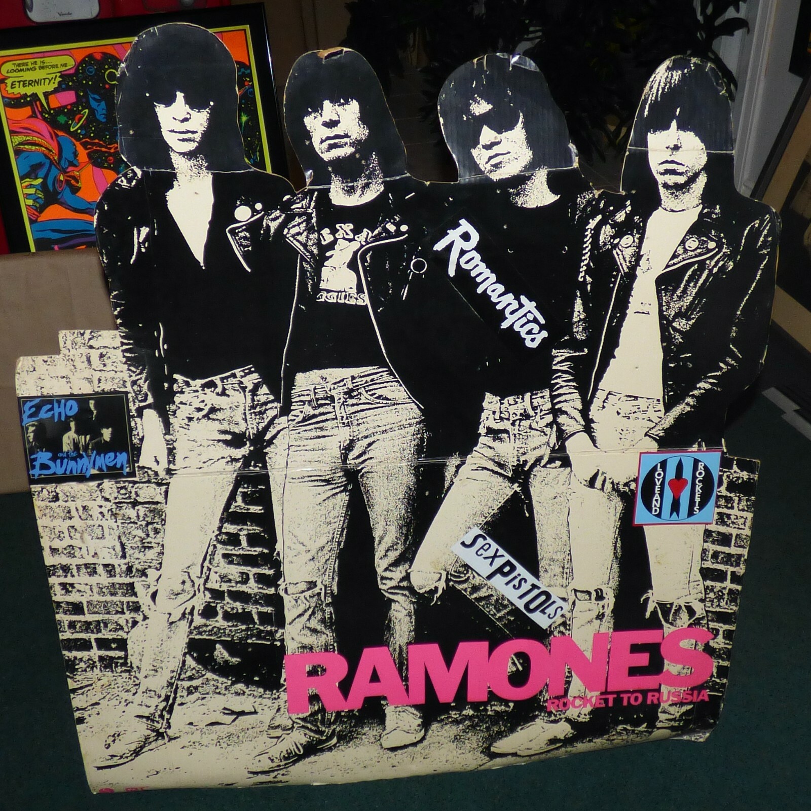 RAMONES ROCKET TO RUSSIA 1977 VINTAGE ORIGINAL RECORD STORE RAMONES ROCKET TO RUSSIA 1977 VINTAGE ORIGINAL RECORD STORE
