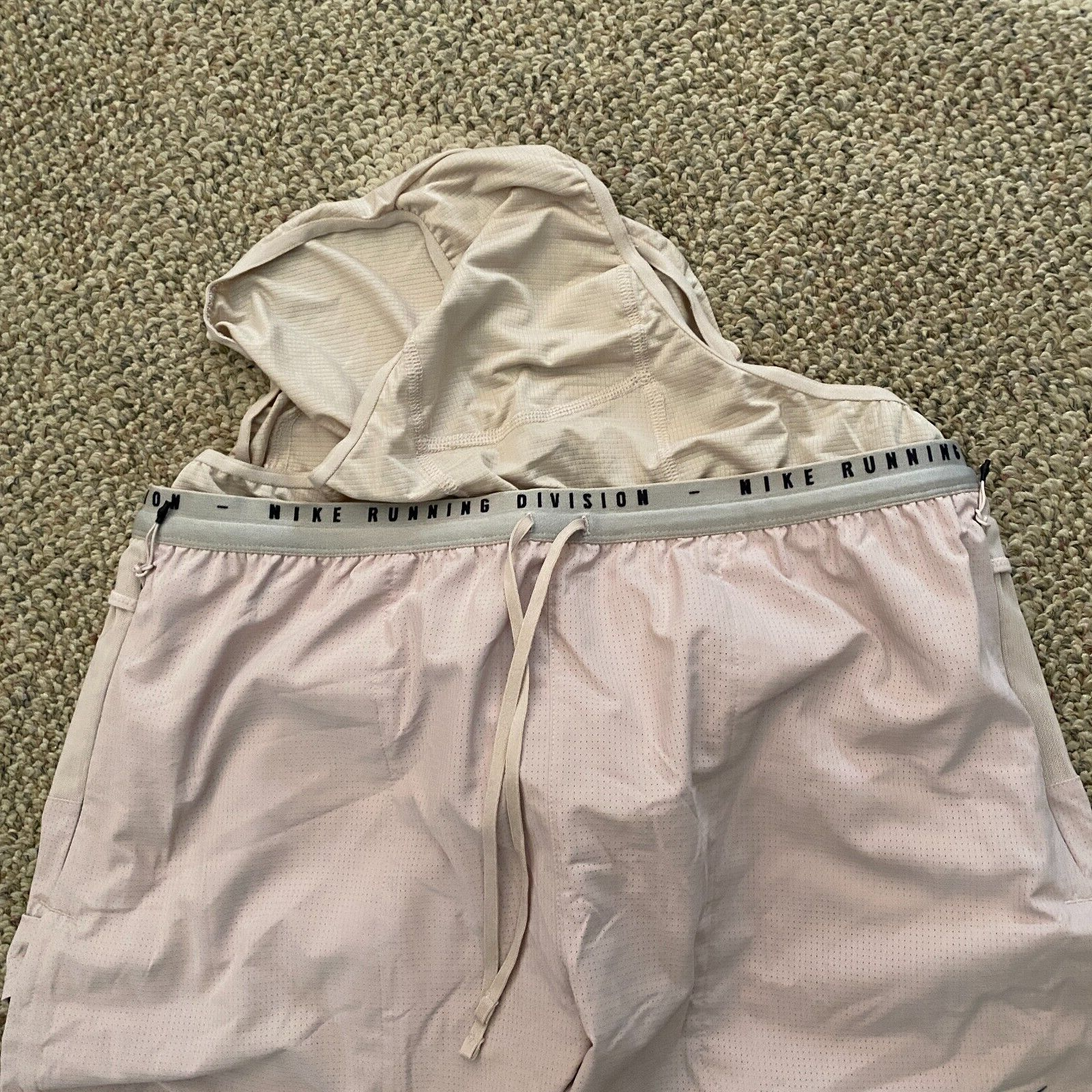 $110 Mens M Nike Dry ADV Run Division 4" Brief-Lined Running Shorts Stone DV9291