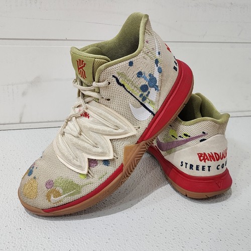 【レア】NIKE カイリー5 BANDULU STREET COUTURE Size 6.5Y Nike Bandulu Street Couture Kyrie 5 Embroidered