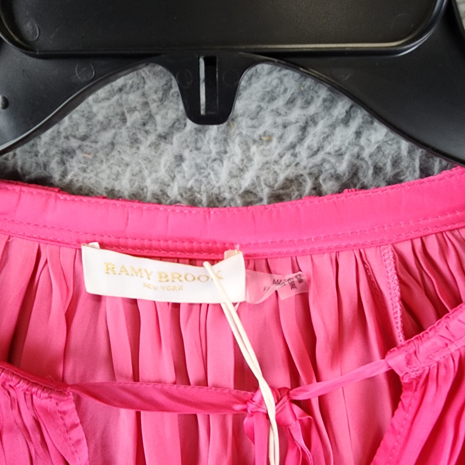 Ramy Brook Maty Balloon Sleeve Top Women's XS Bright Pink V-neck Tie Pullover~ - Picture 4 of 12