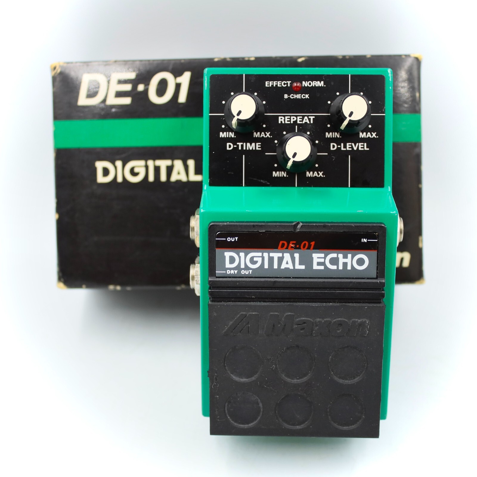 MAXON DE-01 Digital Echo w/Original Box Made in Japan Delay MAXON DE-01 Digital Echo w/Original Box Made in Japan Delay