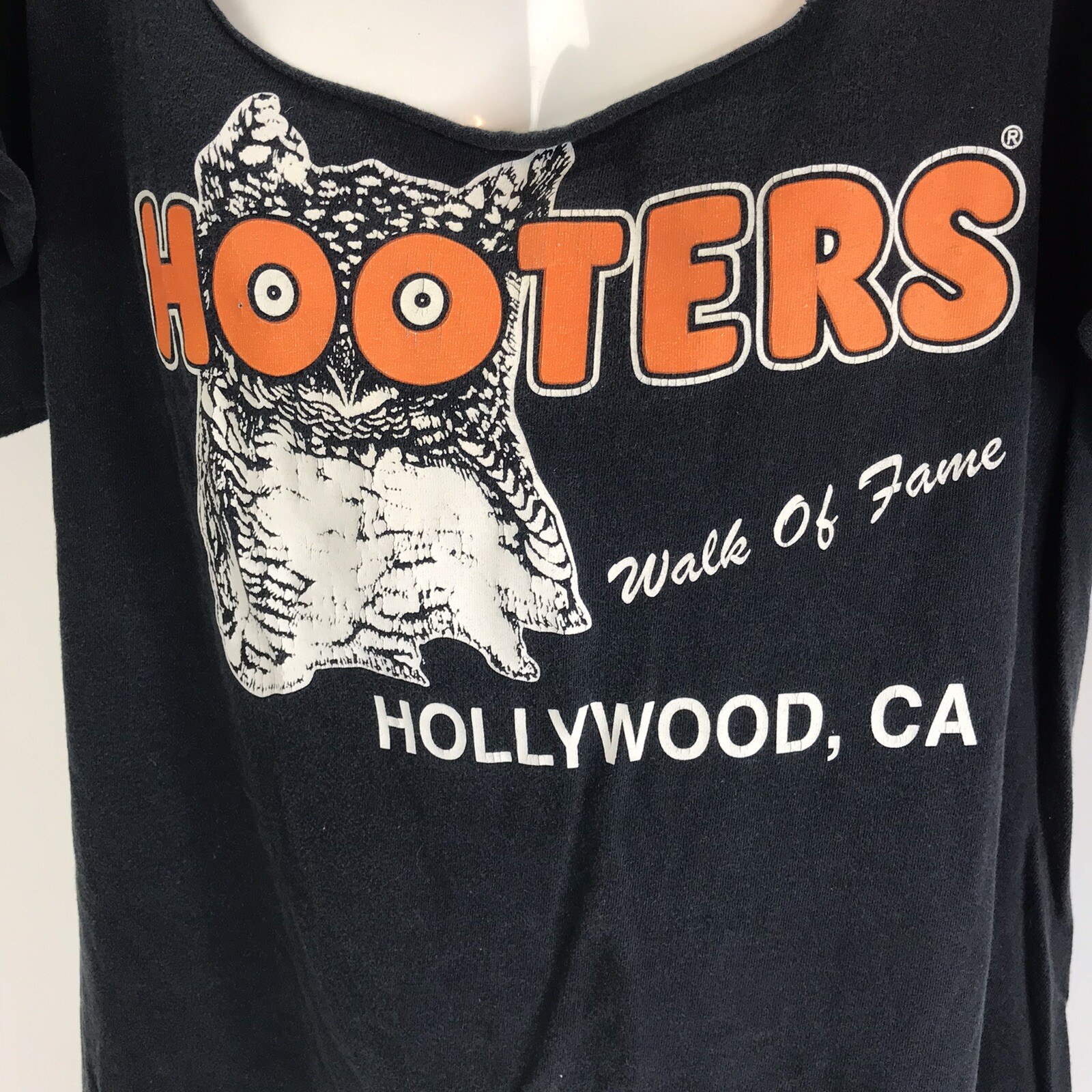 Hooters Hollywood Ca Walk of Fame Black Shirt Cut out