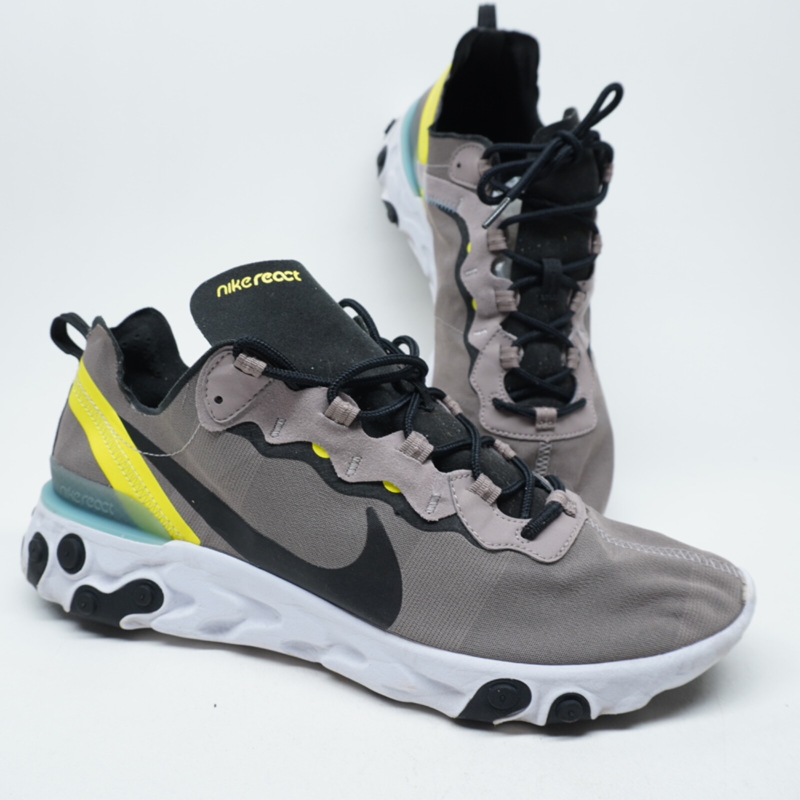 is nike react element 55 true to size