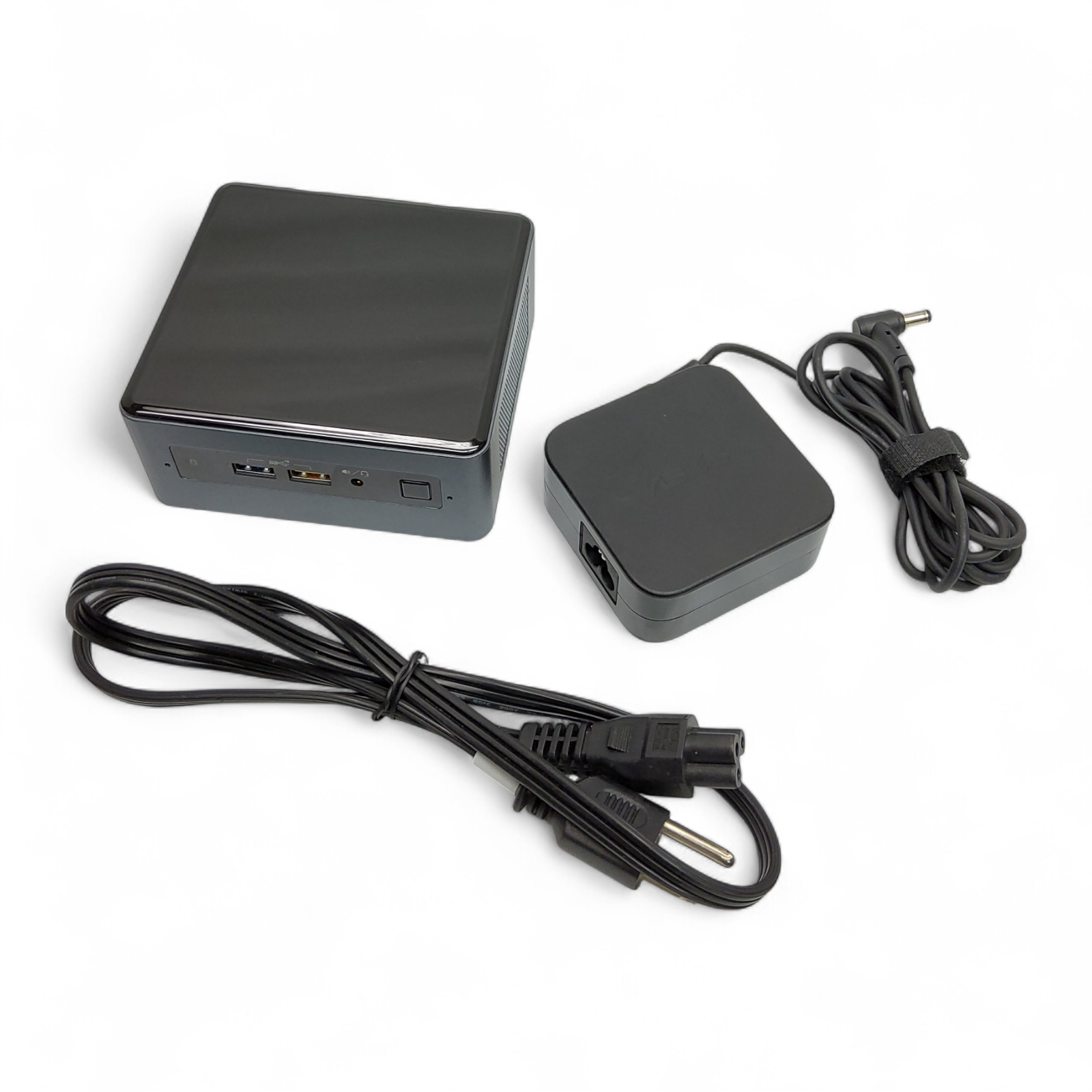 Intel NUC ミニPC BOXNUC8I3BEH 16G/256G Intel NUC 8 Mini PC 16GB 256GB SSD Windows 11 Home WiFi