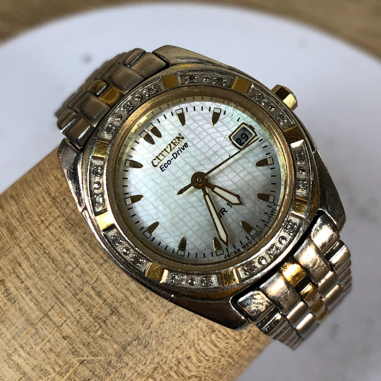 Citizen Eco-Drive Womens Watch E011-S066441 Two Tone Case Citizen Eco-Drive Womens Watch E011-S066441 Two Tone Case