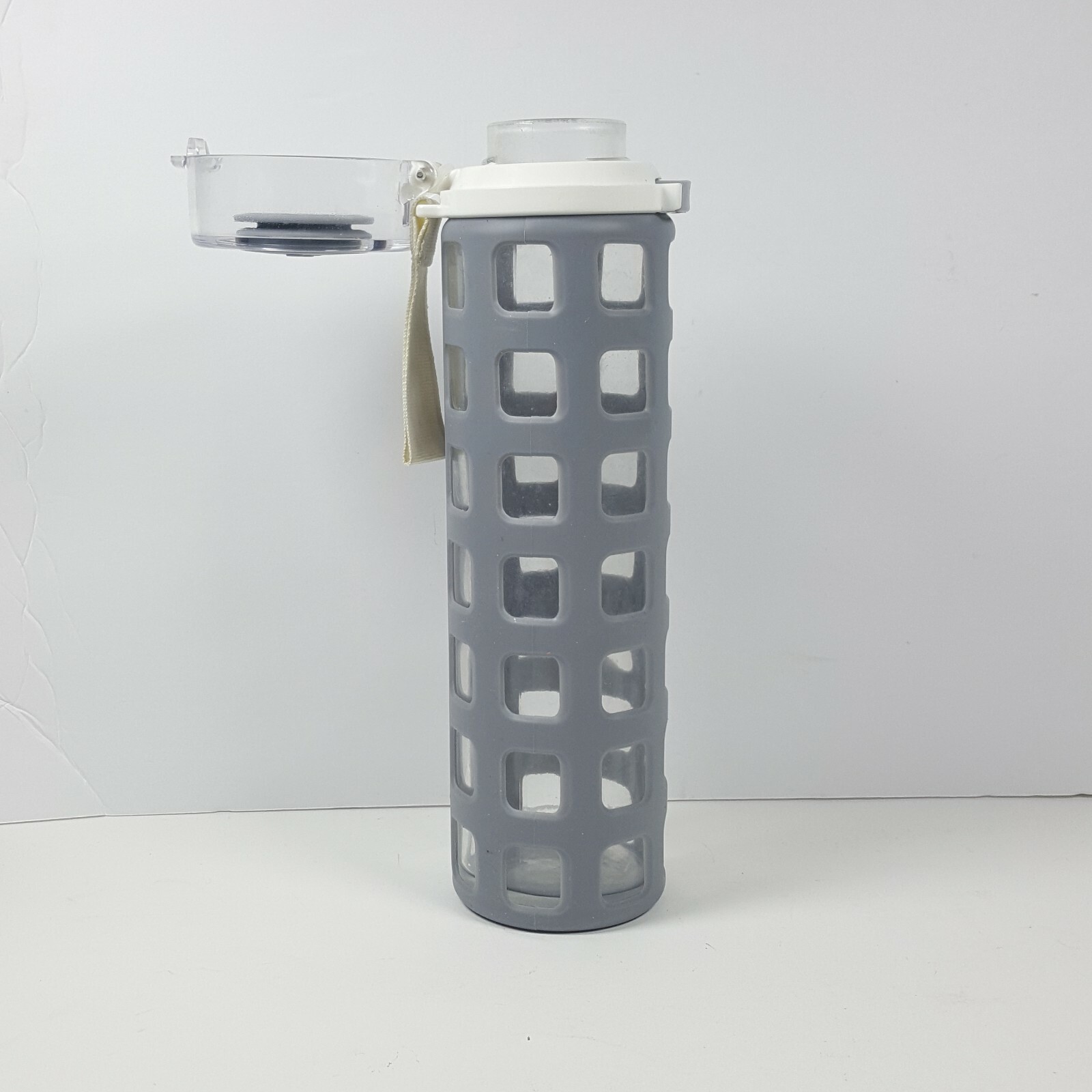 Ello Syndicate Glass Water Bottle with Flip Lid 20 oz