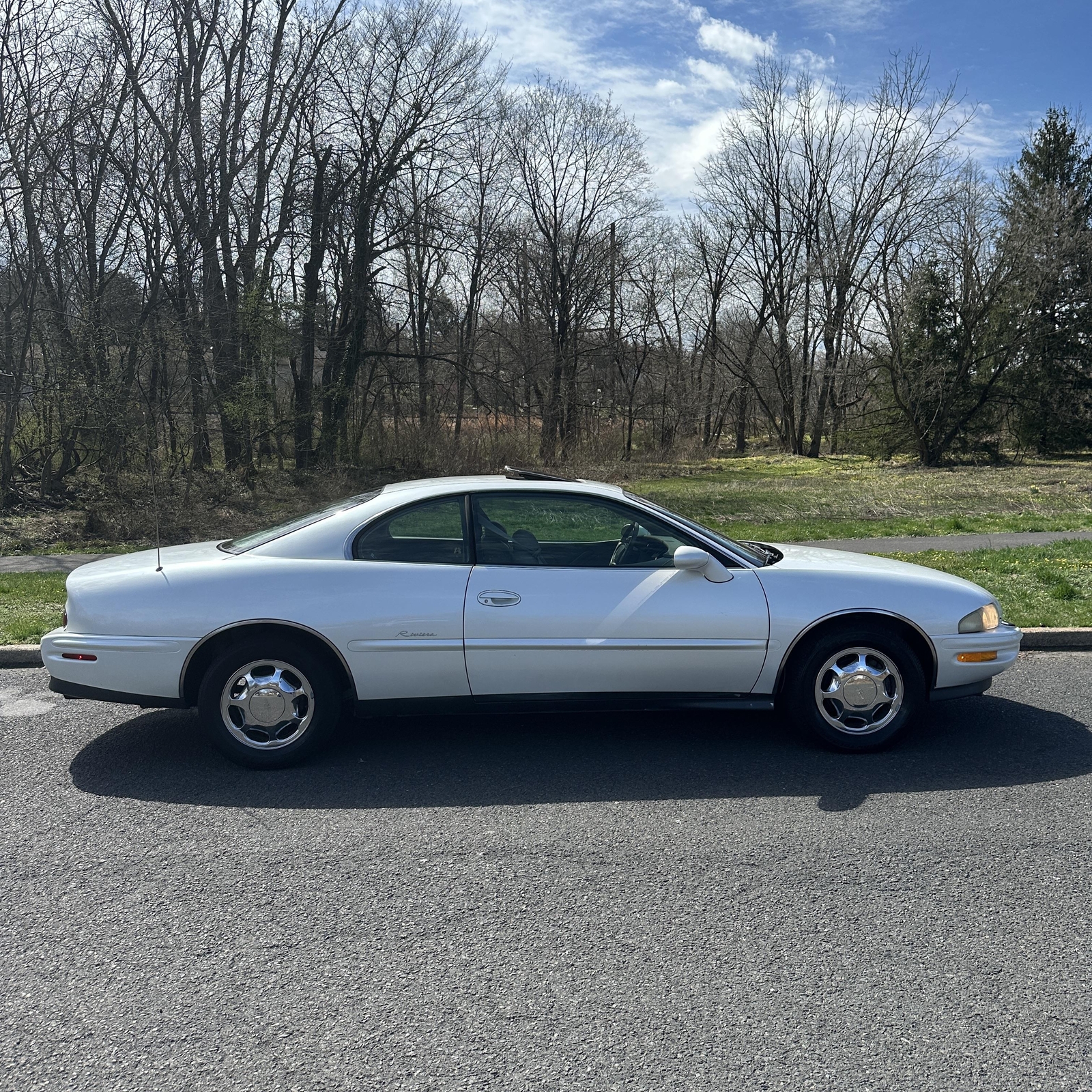 Owner 1998 BUICK RIVIERA SUPERCHARGED LOW 79K MILES ACCIDENT FREE OLDSMOBILE AURORA