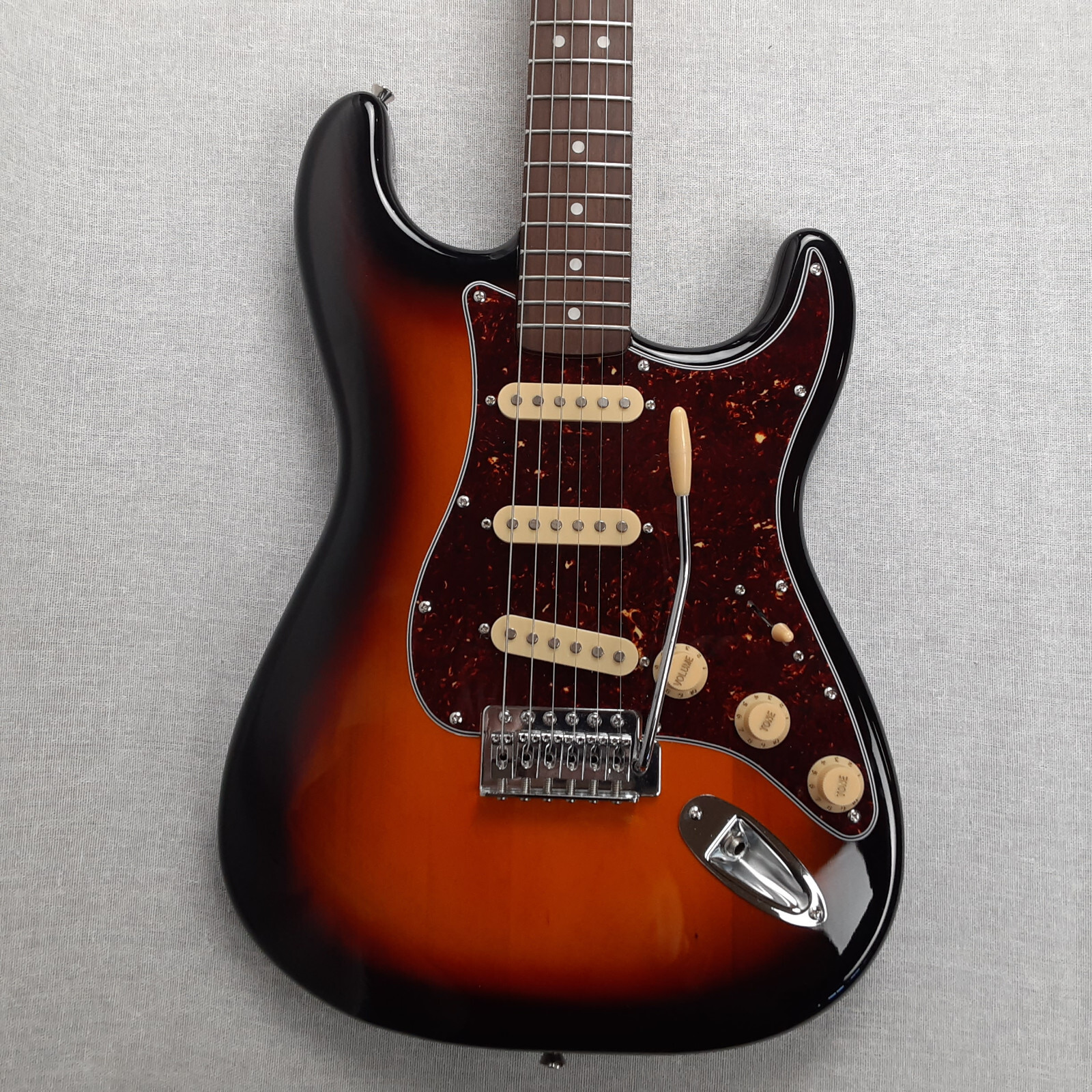 Fender Starcaster Stratocaster Arrowhead Electric Guitar