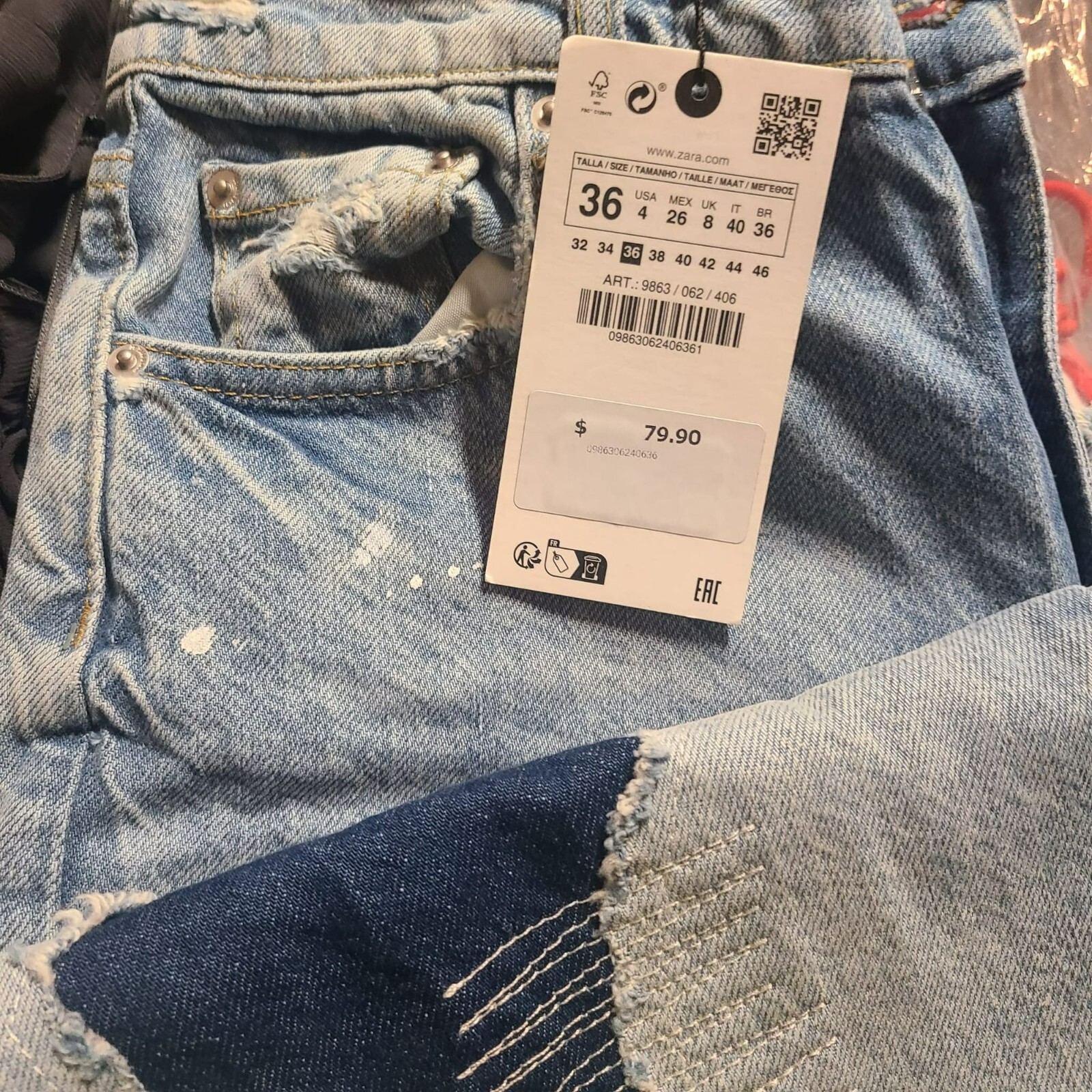 ZARA ZW LOOSE MID-RISE PAINT SPLATTER JEANS LIGHT BLUE SIZE ZARA ZW LOOSE MID-RISE PAINT SPLATTER JEANS LIGHT BLUE SIZE