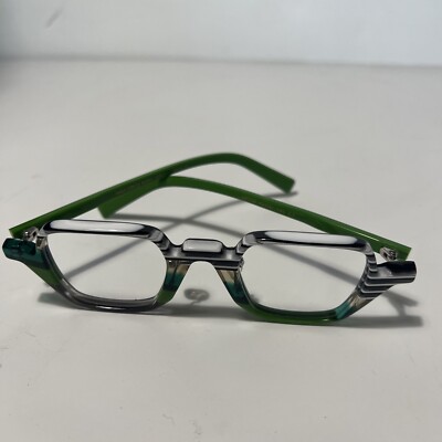 Half circle point eyeglasses Green
