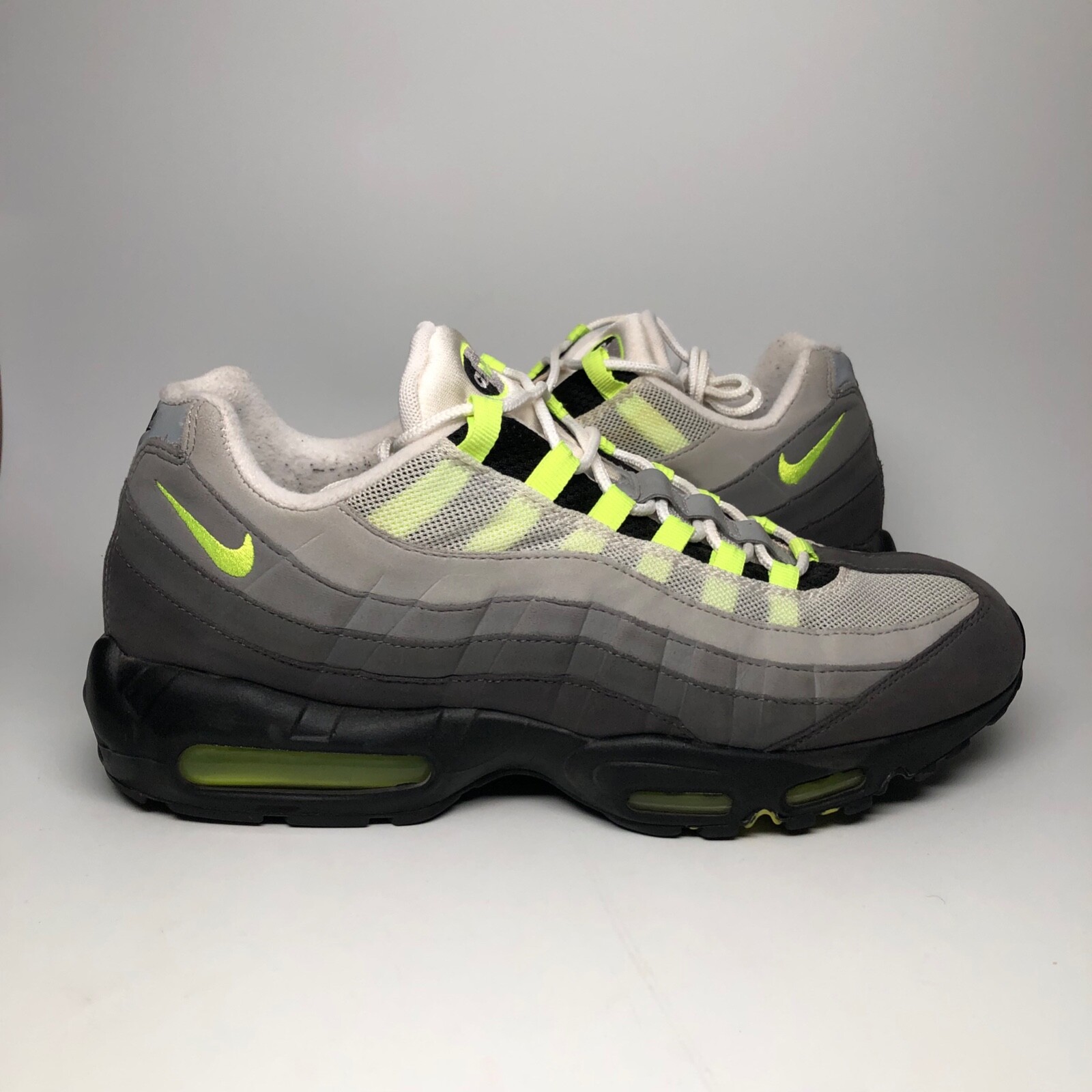 2015 Nike Air Max 95 Retro OG Neon Sneakers - Size 13 | eBay