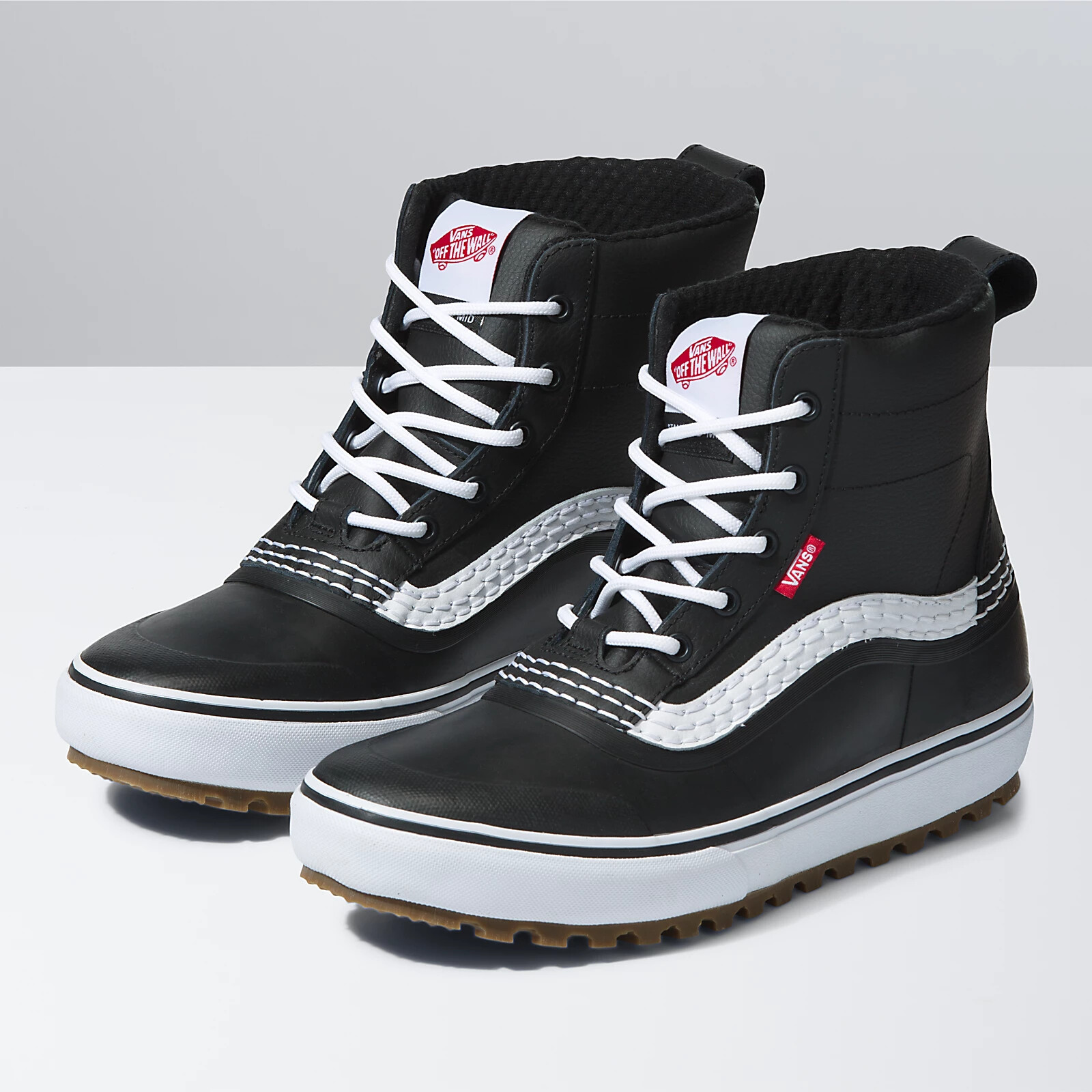 Vans snow. Vans snow