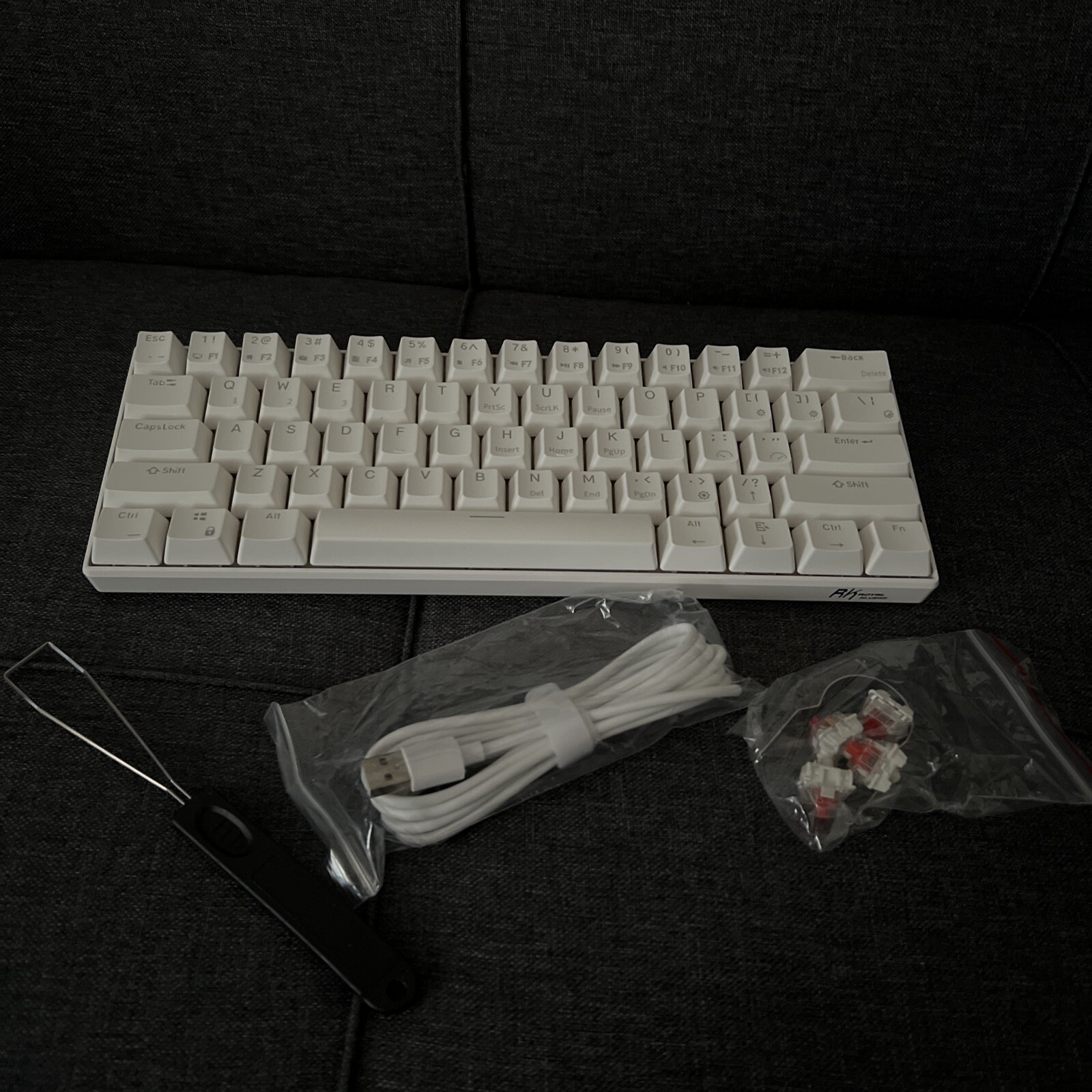 Клавиатура с 84 клавишами. Клавиатура royal kludge rk918. Royal kludge rk84. Клавиатура royal kludge. Royal kludge rk100.