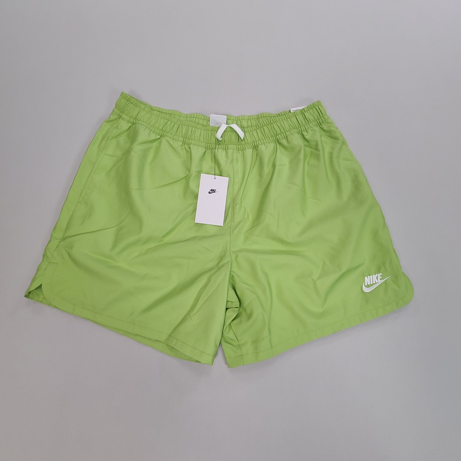 Nike Shorts Mens Extra Large Green Sportswear Essentials