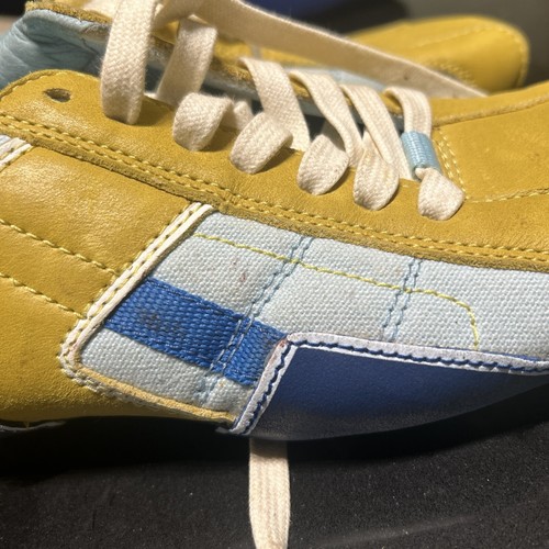 Vintage Diesel Aquila Size 6 Sneakers New With Blemishes