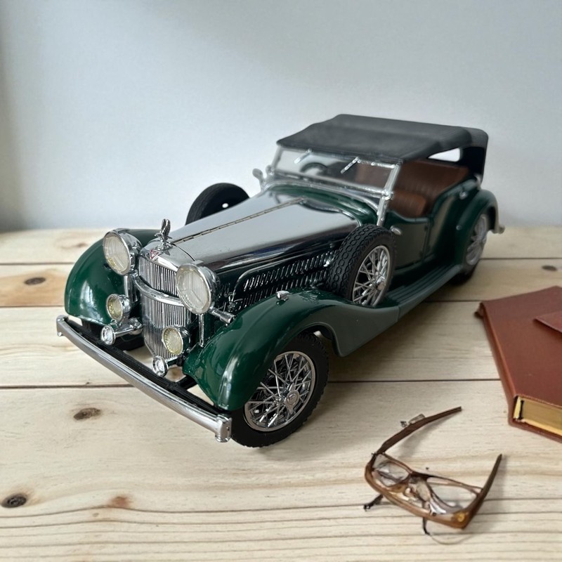 Alvis 4.3 Litre Franklin Mint 1/24 MÃ©Tal 1938