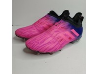 glitches cleats