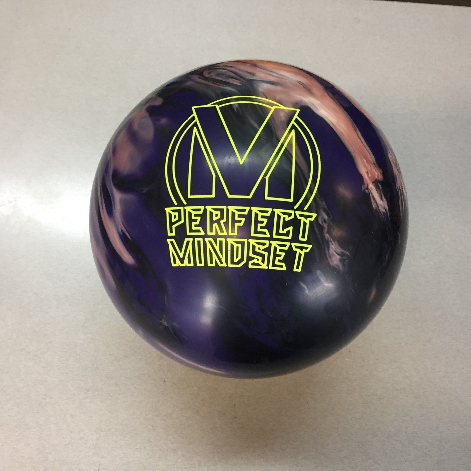 Brunswick Perfect Mindset BOWLING ball 15 lb brand new in box #135a | eBay Brunswick Perfect Mindset BOWLING ball 15 lb brand new in box #135a | eBay