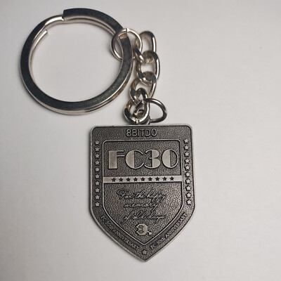 8bitdo Nintendo Family Computer / Famicom / FC 30th Anniversary Keychain