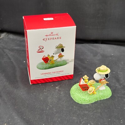 Hallmark Ornament 014 Learning the Ropes! - QXI2556 Snoopy Woodstock Peanuts