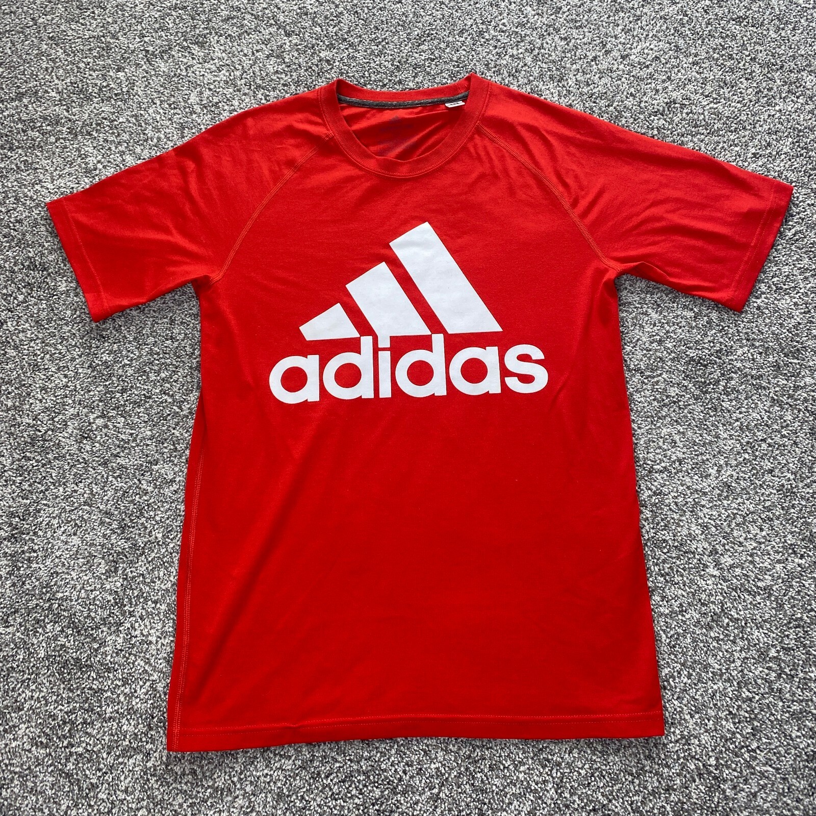 Adidas Shirt Mens Small Red White Logo Short Sleeve Graphic