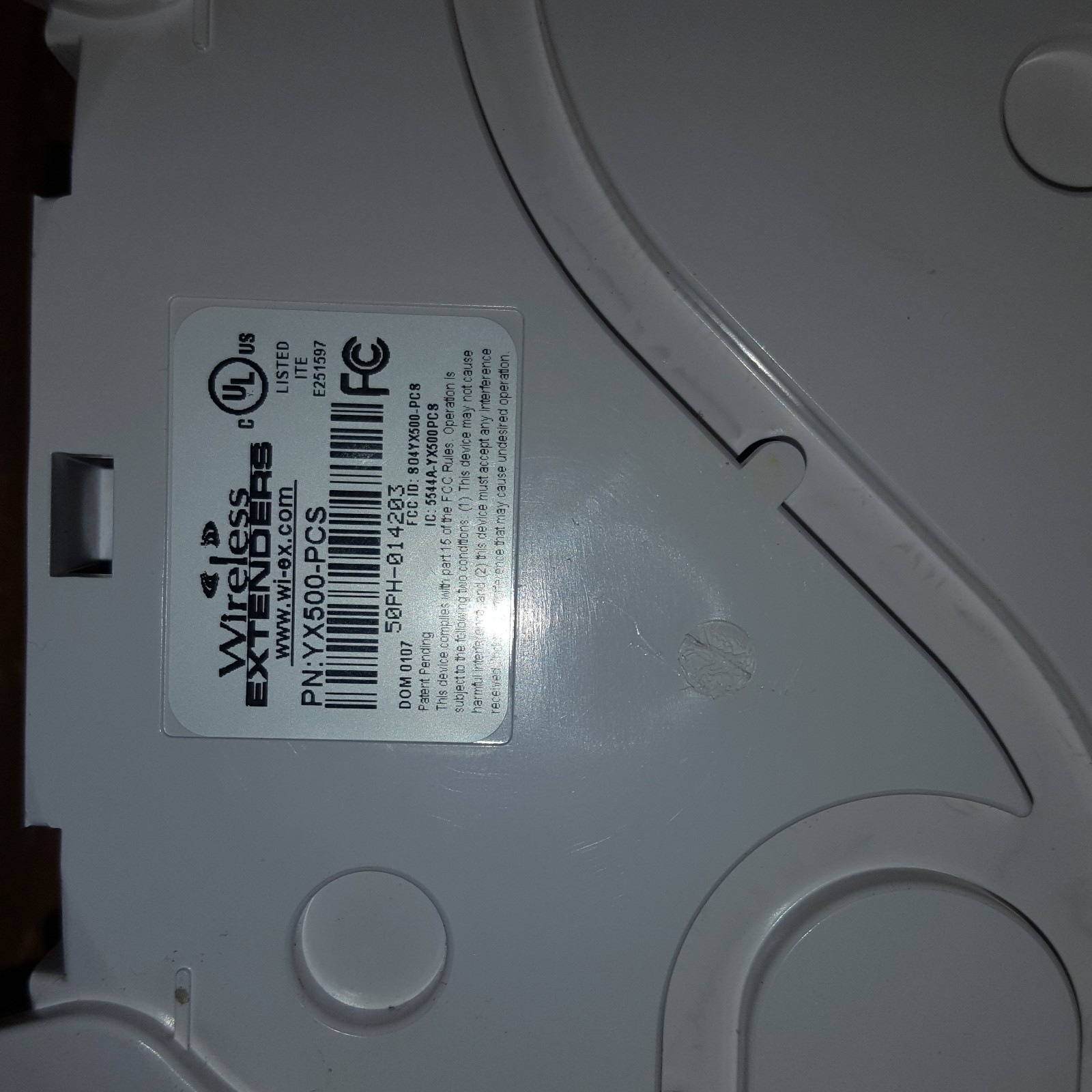 ZBOOST WI-EX YX500-PCS 1900 MHz Cell Phone Signal Extender Repeater Booster