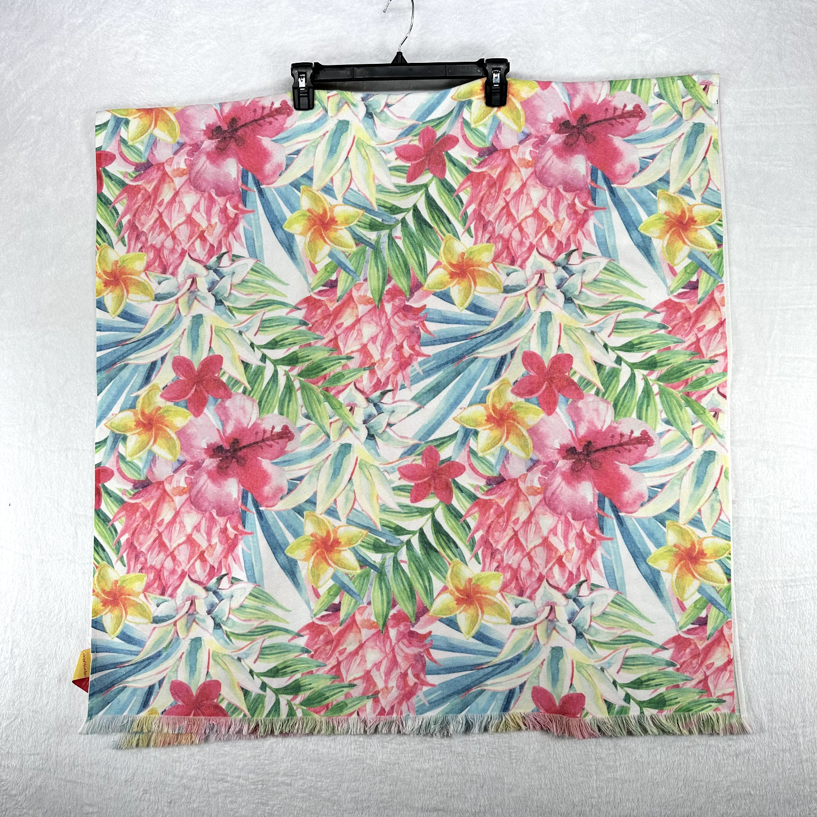 Catherine Malandrino Towel 100% Cotton Floral Pastel Beach Bath 34x70 Inches