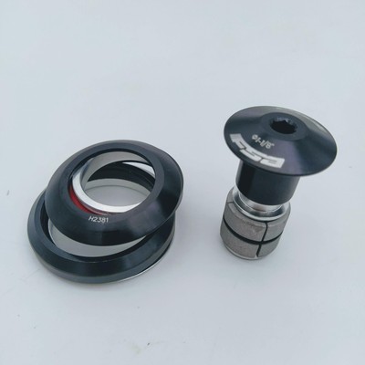 FSA Compressor 1-1/8'' With Integrated Tapered Headset fit 1-1/8'' to 1-1.5''