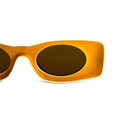 Pre-owned Loewe New,  Sunglasses Lw40033i 39e Authentic In Yellow