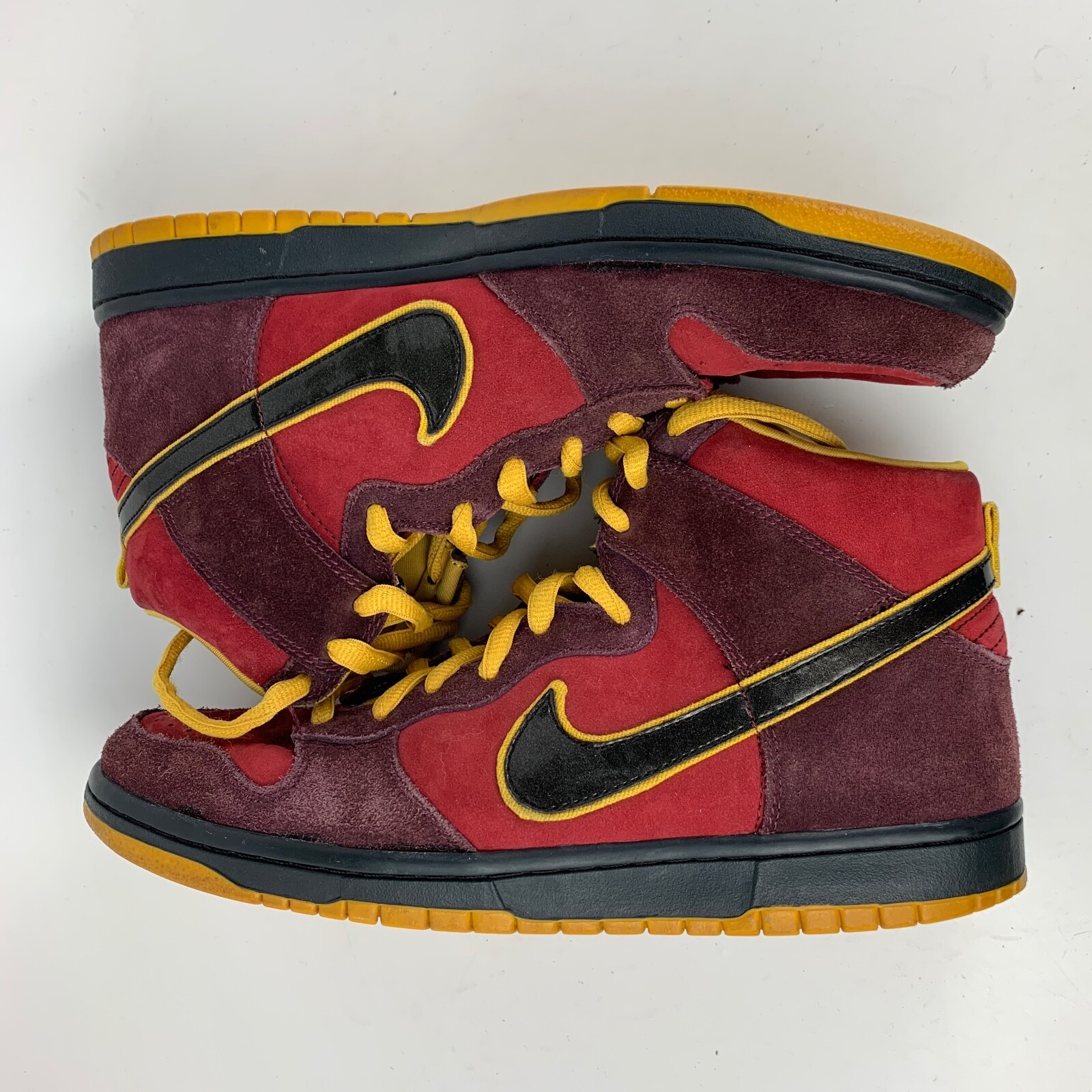 

Мужские кроссовки Nike Dunk High Premium SB Ironman Team Red Yellow Black 313171-600 10,5, Красный, Nike Sb Dunk High