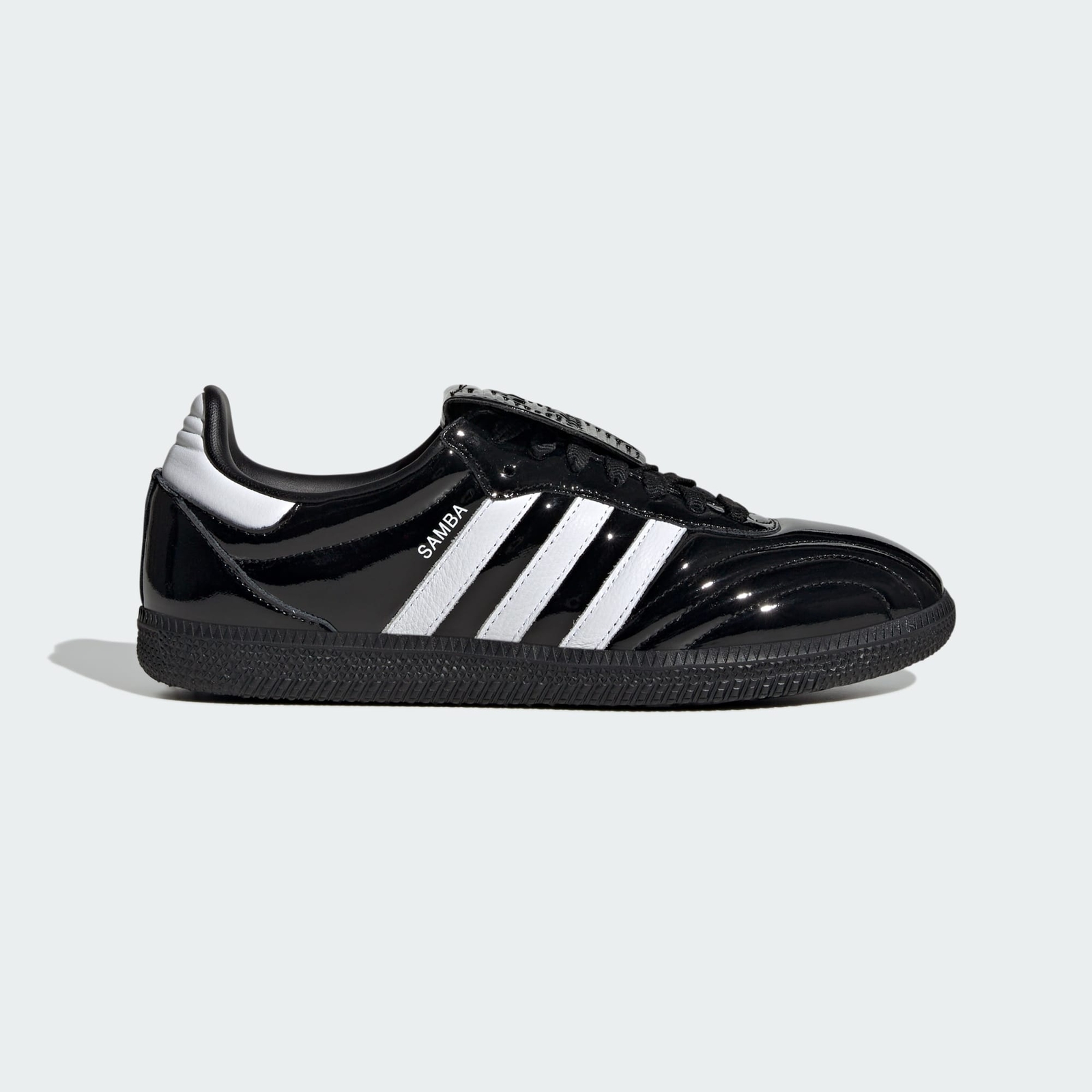 adidas SAMBAブラックスニーカー adidas SAMBA ADV 