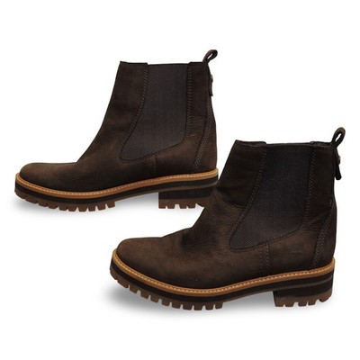 Timberland Chelsea Boots Women's 9.5 Brown Leather Courmayeur Valley Excellent