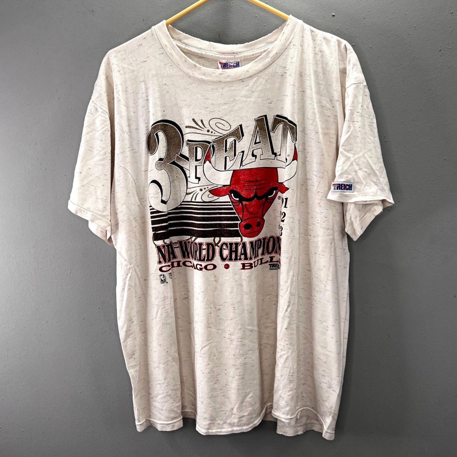 ウェア NBA 3PEAT CHAMPS T-SHIRTS CHICAGO BULLS Chicago Bulls Three-Peat Tee » Basketball » Vintage