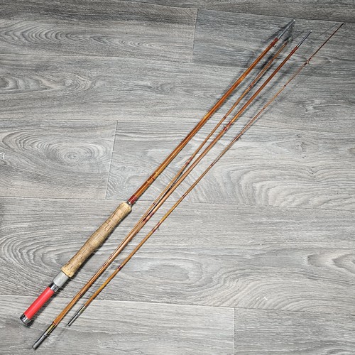 Vtg Montague Split Bamboo Fly ＆Lure Rod $_12.JPG?set_id=880000500F