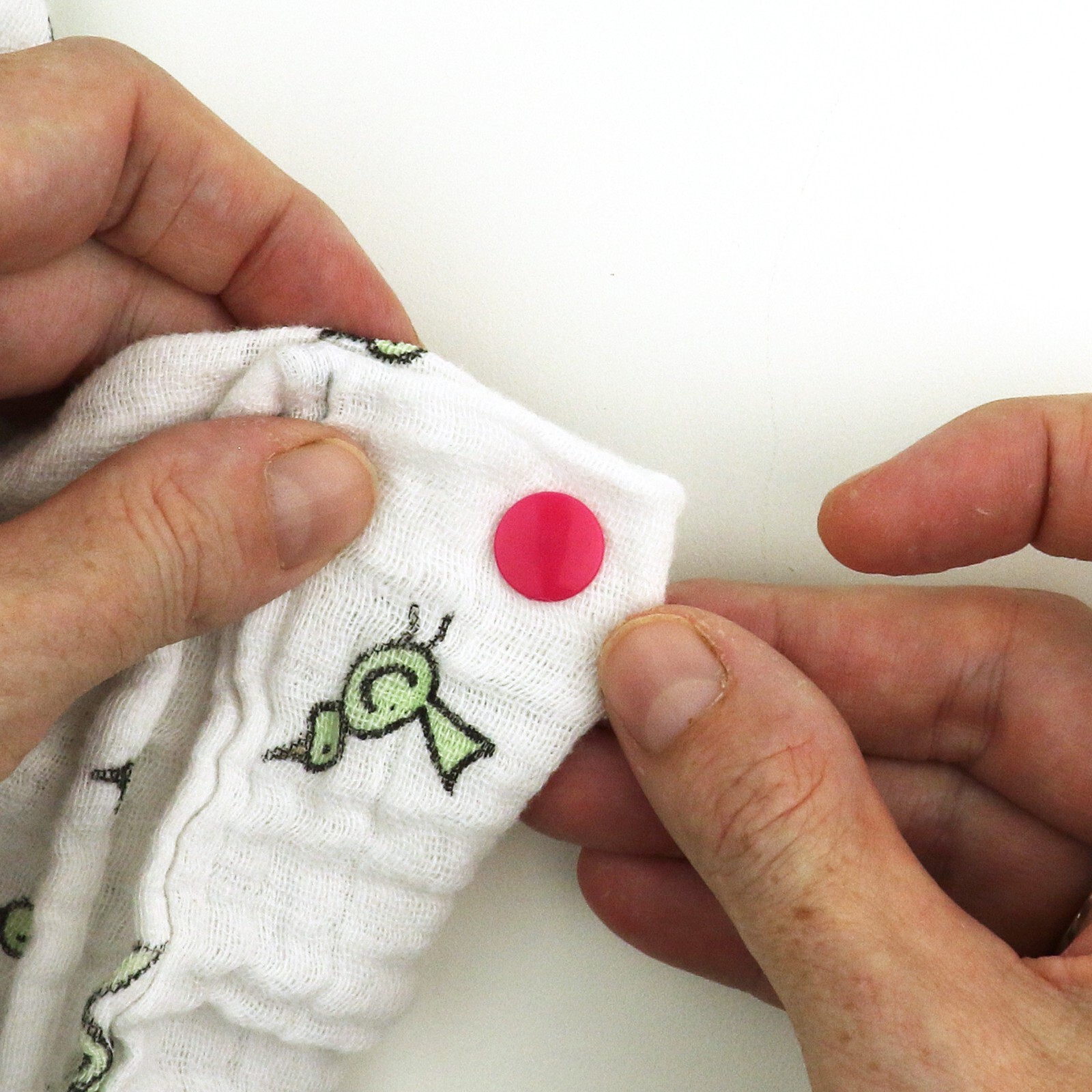 KAM Snaps - B44 Apple Green KAM Plastic Snaps No Sew Button/Diapers/Bibs/Sewing