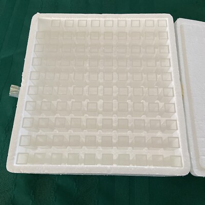 99 Kartell Labware Spectometer Curvettes 6 Italy Styrofom Box