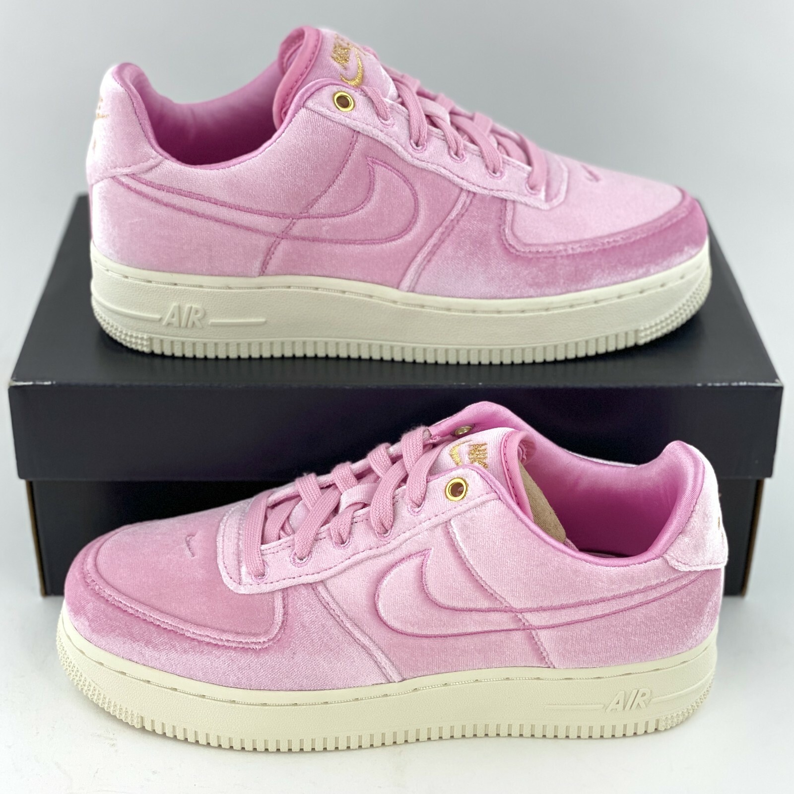 velour pink nike