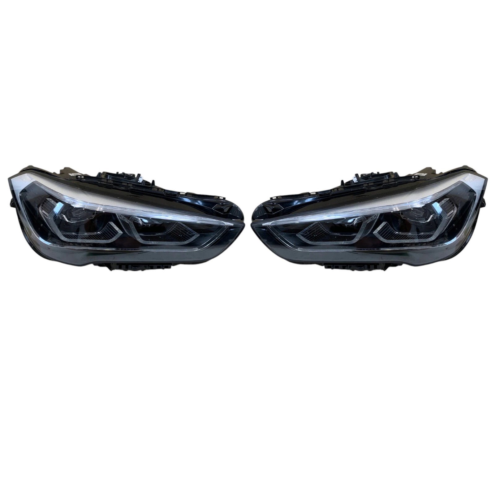 エルフェンノーツ アジアパーツ 高レア BMW X1 F48 LCI Adaptive LED 