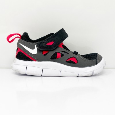 

Nike Boys Free Run 2 DA2692-002 Серые кроссовки для бега, размер 6C, Серый, Free Run 2