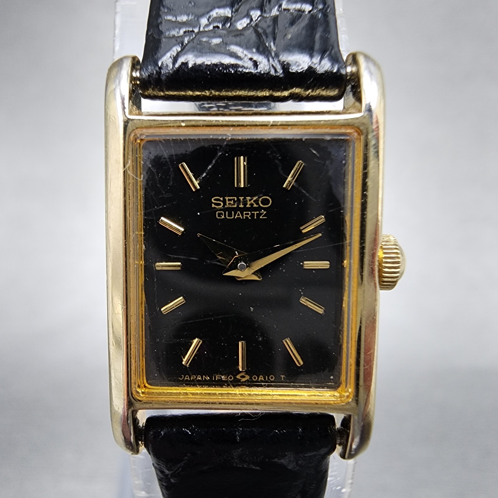 Chapado en Laton ゴールド　D Handheld Shower Wall Bracket – Moen