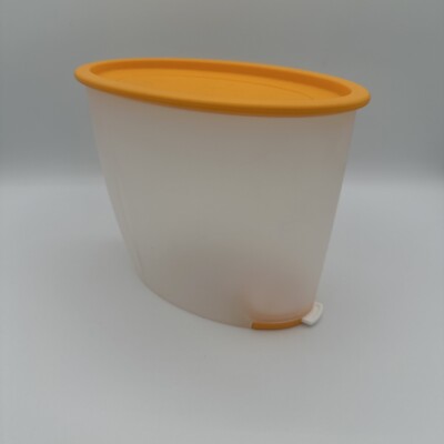 Tupperware  FIFO Storage Container Dry Food Keeper Cereal Keeper 7 Cups Sheer