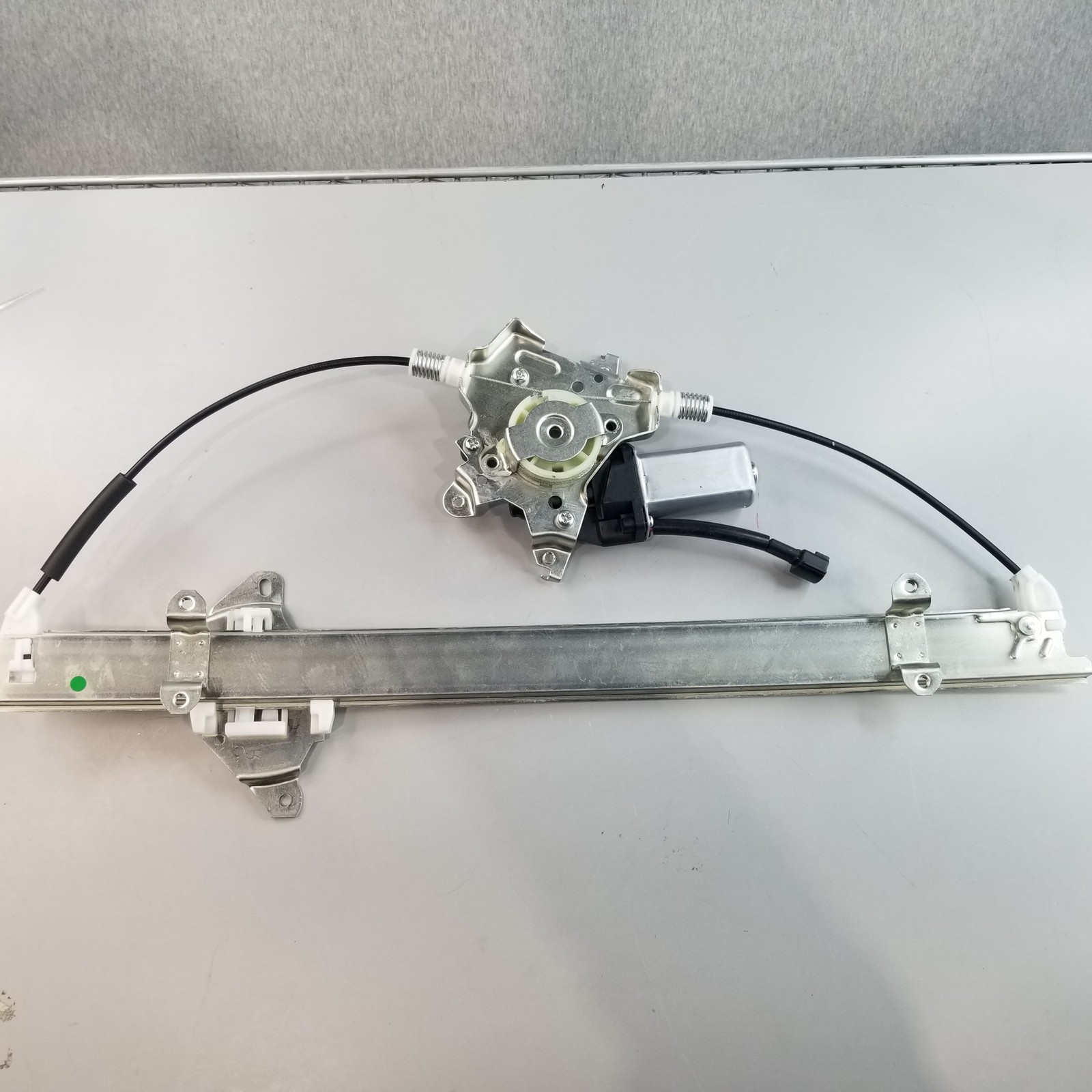 Power Window Regulator Front Driver Side W/Motor for Nissan Frontier 2005-2015
