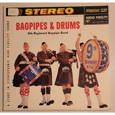9th Regiment Pipe Band - Bagpipes & Drums (LP) (Audio Fidelity)
