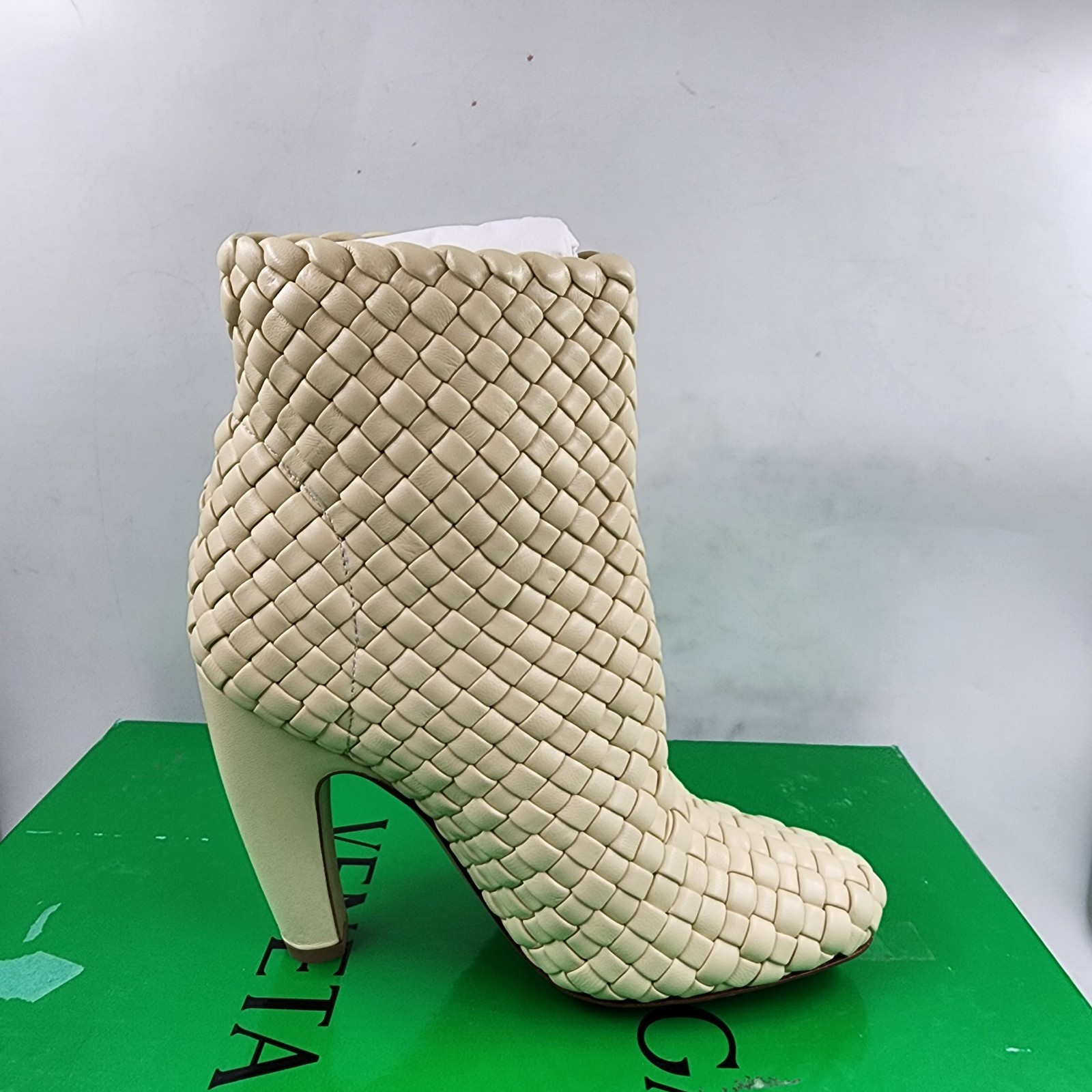 Bottega Veneta Canalazzo Woven Booties Women's 35/5US Butter Square Toe Pull On - Picture 9 of 19