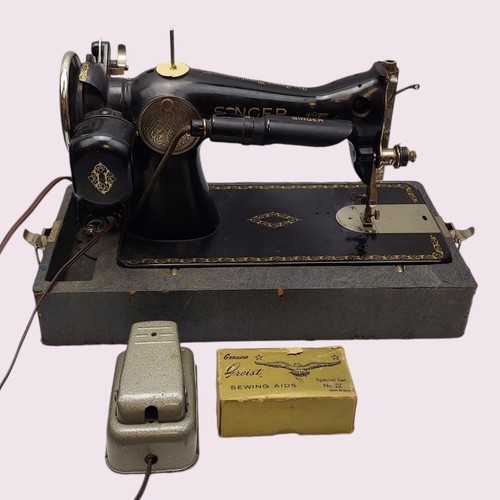 トールペイント作品　Antique Singer  オイル絵 Print of My Pencil Drawing of Old Singer Sewing Machine and