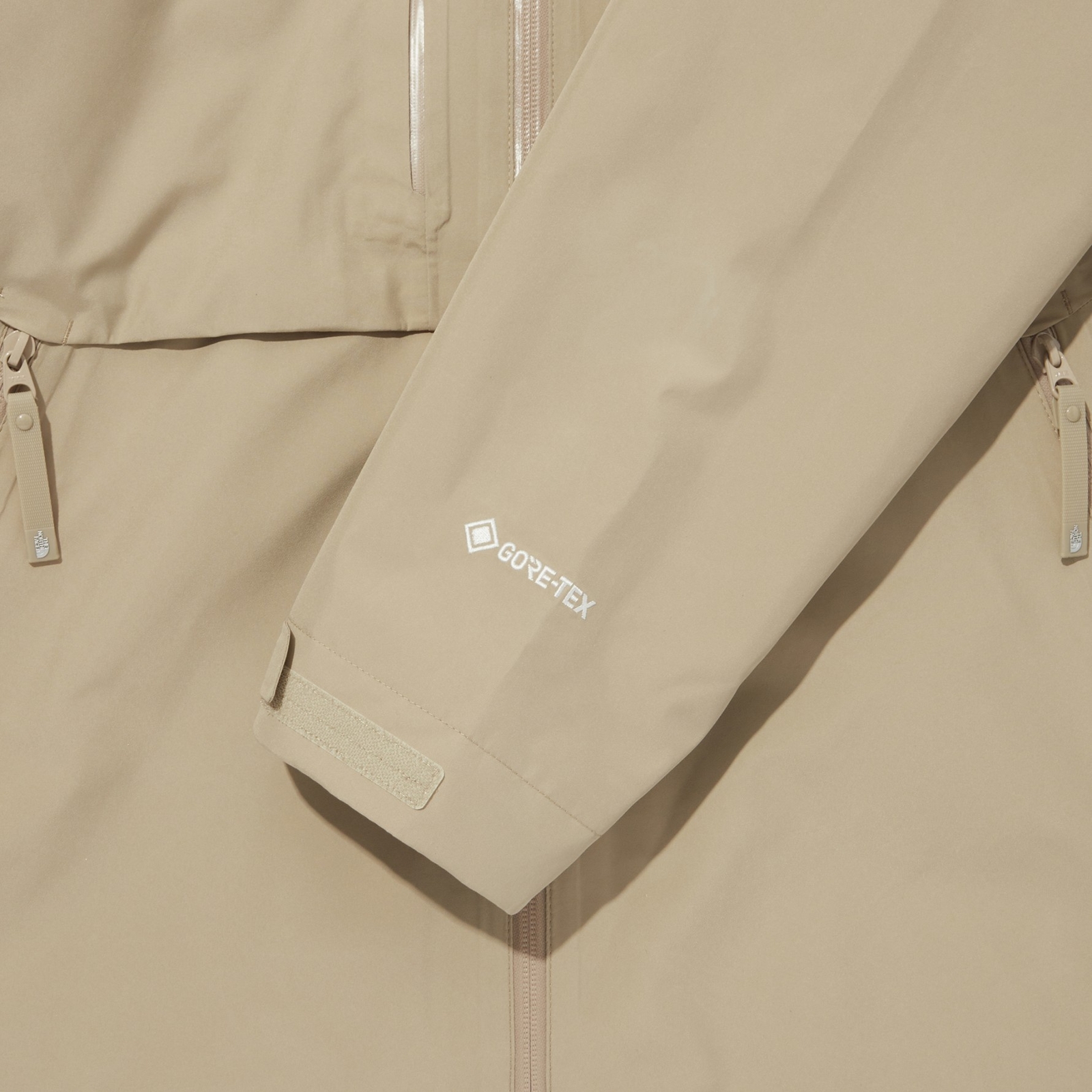 ジャケット THE NORTH FACE Women's Gore-Tex Hiker Jacket LIGHT BEIGE NJ2 The North Face Devils Brook GORE-TEX Jacket - Women's - Women